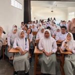 Polwan Polda Sumut gelar dialog interaktif Rise and Speak di sekolah
