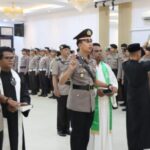 Kapolres Ketapang AKBP Muhammad Harris memimpin upacara sertijab pejabat utama dan Kapolsek