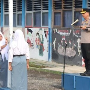 Kapolres Lebak Ingatkan Pelajar SMK Setiabudi: Hindari Radikalisme dan Kenakalan Remaja