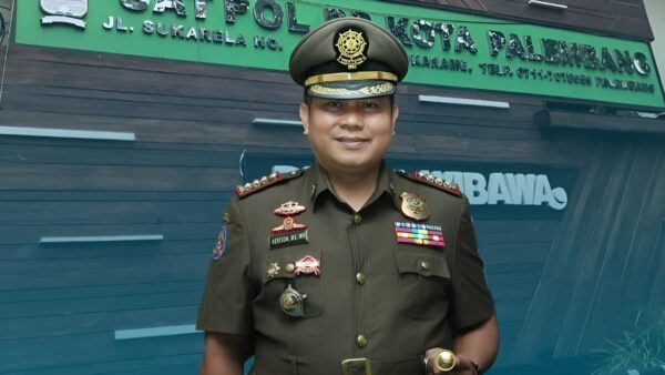 DR Herison dilantik sebagai Kasatpol PP Palembang