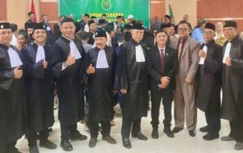 Pengambilan sumpah advokat di Pengadilan Tinggi Banten diikuti 445 advokat baru