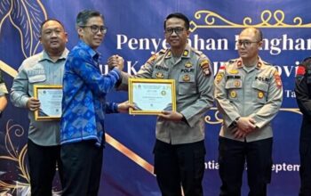 Polres Ketapang menerima penghargaan IKPA terbaik dari Kanwil DJPb Kalbar
