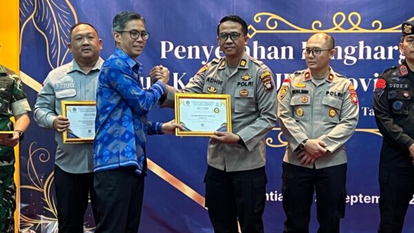 Polres Ketapang menerima penghargaan IKPA terbaik dari Kanwil DJPb Kalbar
