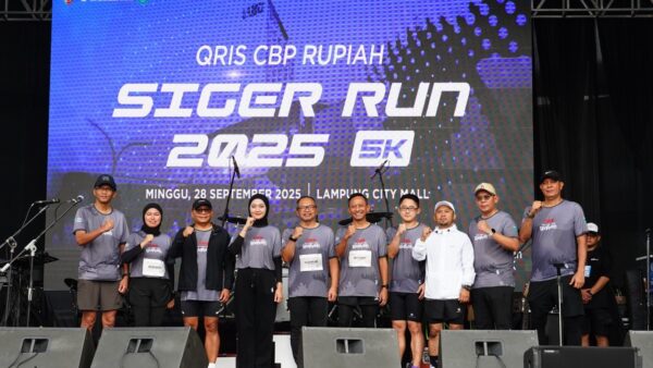 Wakil Gubernur Lampung Jihan Nurlela bersama BI resmikan implementasi QRIS Tap di Siger Run 2025