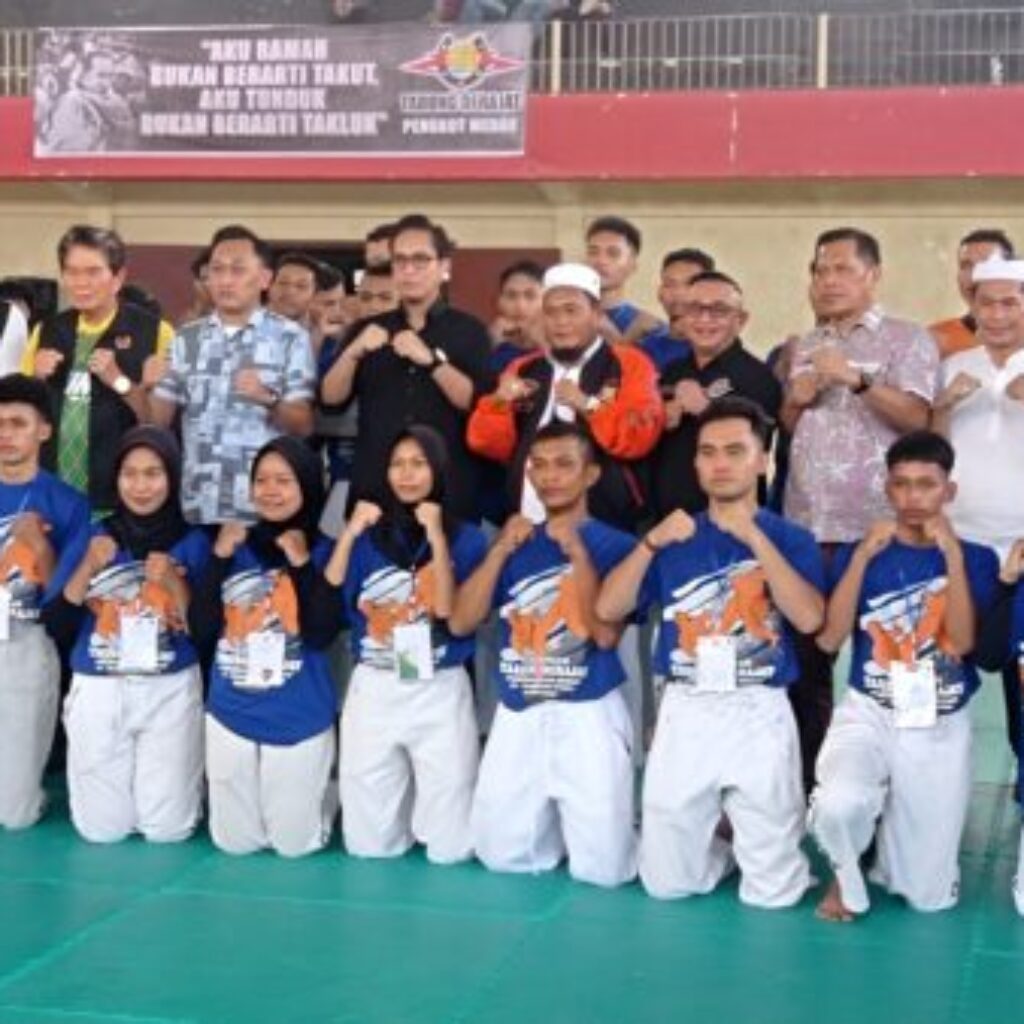 Rico Waas Kagum Atraksi Atlet, Buka Kejuaraan Tarung Derajat Piala Wali Kota Medan 2025