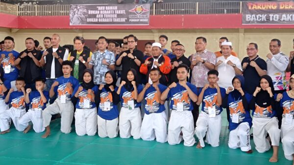 Wali Kota Medan Rico Waas membuka Kejuaraan Tarung Derajat Piala Wali Kota Medan 2025