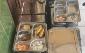 Aroma Asam Nasi Goreng Bukan Karena Basi, Tapi Acar Cuka