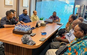 Ketua MRP Papua Barat Dukung Perizinan Tambang Rakyat