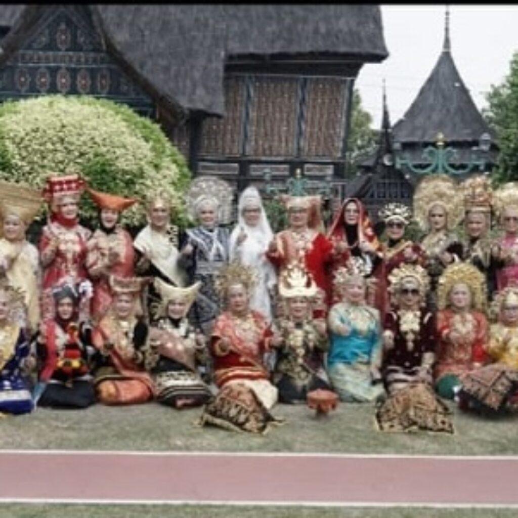Perempuan Minang Indonesia Siap Lestarikan Budaya Minangkabau Lewat PPMI