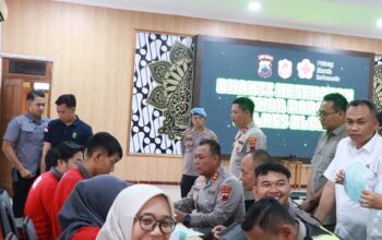 Polres Blora Donorkan 100 Kantong Darah 