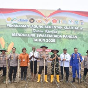 Polda Papua Barat Gelar Tanam Raya Jagung Serentak untuk Dukung Ketahanan Pangan Nasional