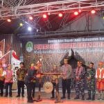 Wakapolres Ketapang Dukung Pelestarian Budaya Dayak pada Penutupan Pentas Seni ke-11