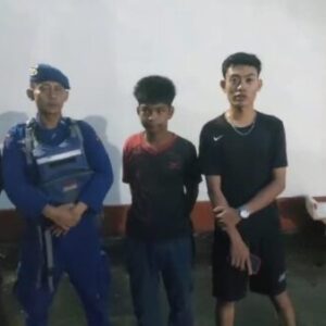 Kapal Bocor di Laut Ketapang, Nelayan Diselamatkan Polisi dan Basarnas