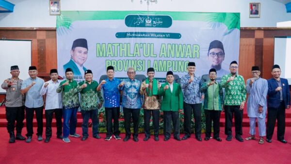 Gubernur Lampung Rahmat Mirzani Djausal membuka Muswil VI Mathla’ul Anwar 2025 di Bandar Lampung