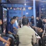 Dekatkan Diri ke Warga, Kapolsek Sandai Gelar “Jum’at Curhat” Bahas Knalpot Brong dan Narkoba