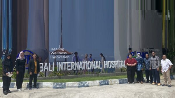 Prof. Dr. Eko Supriyanto menjelaskan sistem klasifikasi rumah sakit berbasis kompetensi