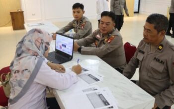 Tim Ombudsman RI melakukan kunjungan kerja ke Polres Ketapang meninjau layanan publik.