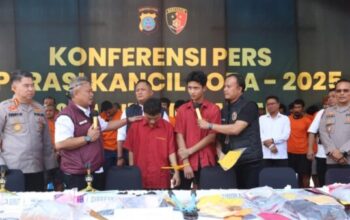 Polda Sumatera Utara paparkan hasil Operasi Kancil Toba 2025 di Medan.