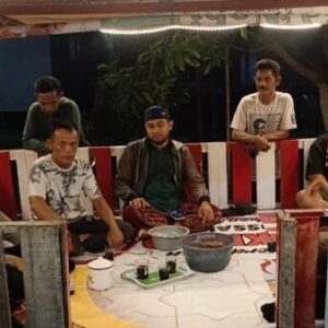 Patroli Blue Light Polsek Muara Pawan Jaga Kamtibmas di Desa Sungai Awan Kanan, Warga Merasa Aman dan Terlindungi