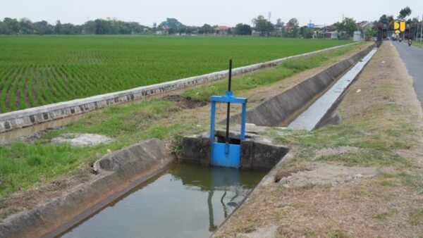 pembangunan bendungan dan jalan daerah Kementerian PU tahun 2025