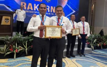 Polda Gorontalo menerima penghargaan nasional peringkat 1 penanganan kasus korupsi.