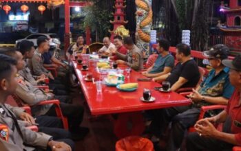 Silaturahmi Polres Ketapang dengan masyarakat Tionghoa di Klenteng Tua Pak Kong