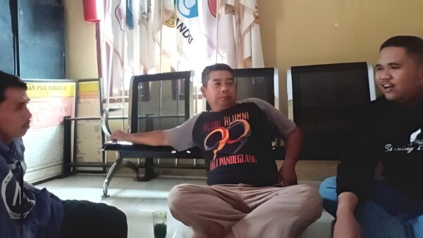 apat pengurus dan pengawas Koperasi Desa Merah Putih Cirinten di Lebak.