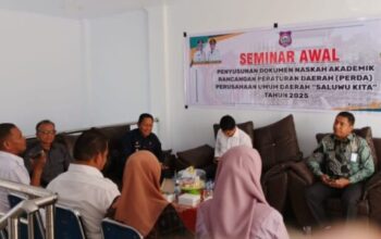 Bupati Buton Utara Afirudin Mathara membuka Seminar Awal Penyusunan Raperda Perumda Saluwu Kita di Kendari.