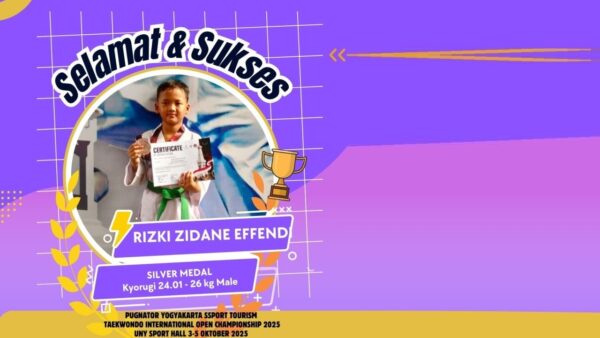 Rizki Zidan Efendi raih medali perak di kejuaraan taekwondo internasional Yogyakarta 2025