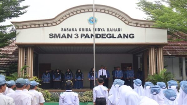 Upacara Hari Sumpah Pemuda di SMA Negeri 3 Pandeglang tahun 2025.