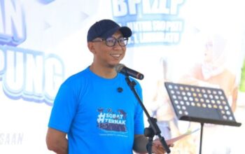 Gubernur Lampung Rahmat Mirzani Djausal membuka Bulan Bakti Peternakan dan Kesehatan Hewan 2025