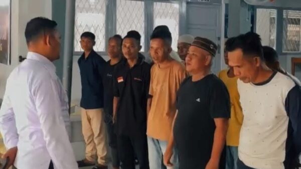 18 warga binaan Lapas Ketapang mendapatkan pembebasan cuti bersyarat