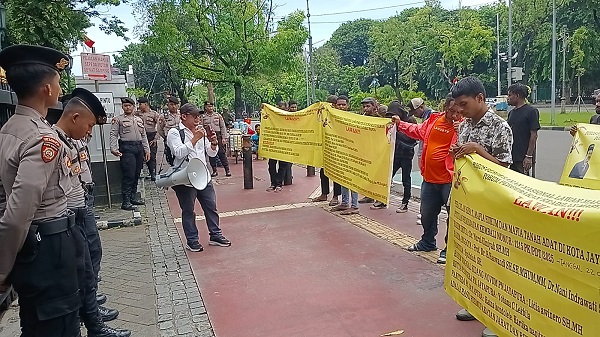 Dugaan Kejanggalan Putusan Sengketa Tanah Papua
