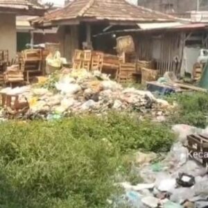 Tumpukan Sampah Dikeluhkan Pedagang, Pasar Kenten Azhar Dinilai Perlu Penanganan Serius