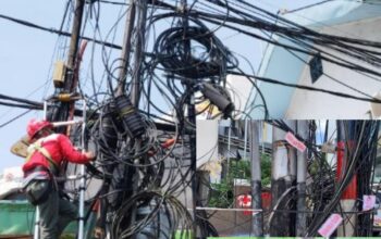 Menjamurnya Kabel Wifi ditiang Listrik,