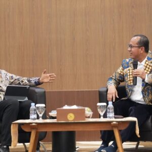 Hadiri Dies Natalis ke-71 Universitas Airlangga, Menteri PU Paparkan Arah Pembangunan Berkeadilan