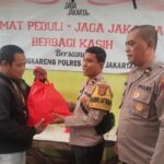 Polsek Cengkareng Salurkan Bantuan dalam Program Jum’at Peduli