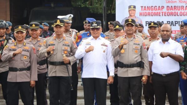 Kapolda Papua Tengah Brigjen Pol Alfred Papare pimpin apel kesiapsiagaan bencana di Nabire