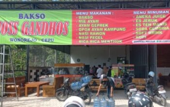 Bakso Jos Gandos Bu Hendri, Kuliner Legendaris yang Bikin Ketagihan di Cepu