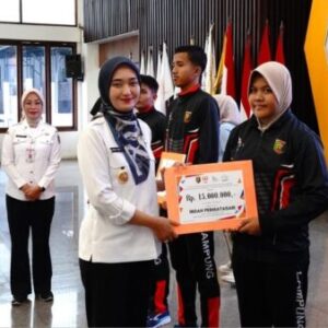 Pemprov Lampung Beri Bonus Atlet Peraih Emas PON Beladiri 2025