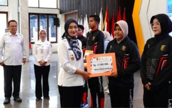 Pemprov Lampung Beri Bonus Atlet Peraih Emas PON Beladiri 2025