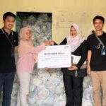 BRI Tambun Bagikan 5.000 Paket Sembako untuk Warga Bekasi