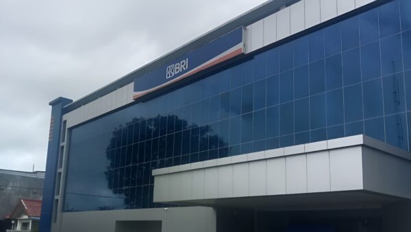 Kepala Cabang BRI Labuan menjelaskan program KUR tanpa jaminan untuk UMKM