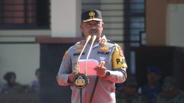 Apel pasukan Operasi Zebra Anoa 2025 yang digelar Polda Sultra di Lapangan Presisi Kendari.