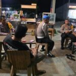 Kapolsek Manis Mata Pimpin Patroli Dialogis Jaga Kamtibmas di Malam Minggu