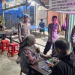 Kapolsek Manis Mata Gelar Patroli Dialogis Cegah Kriminalitas