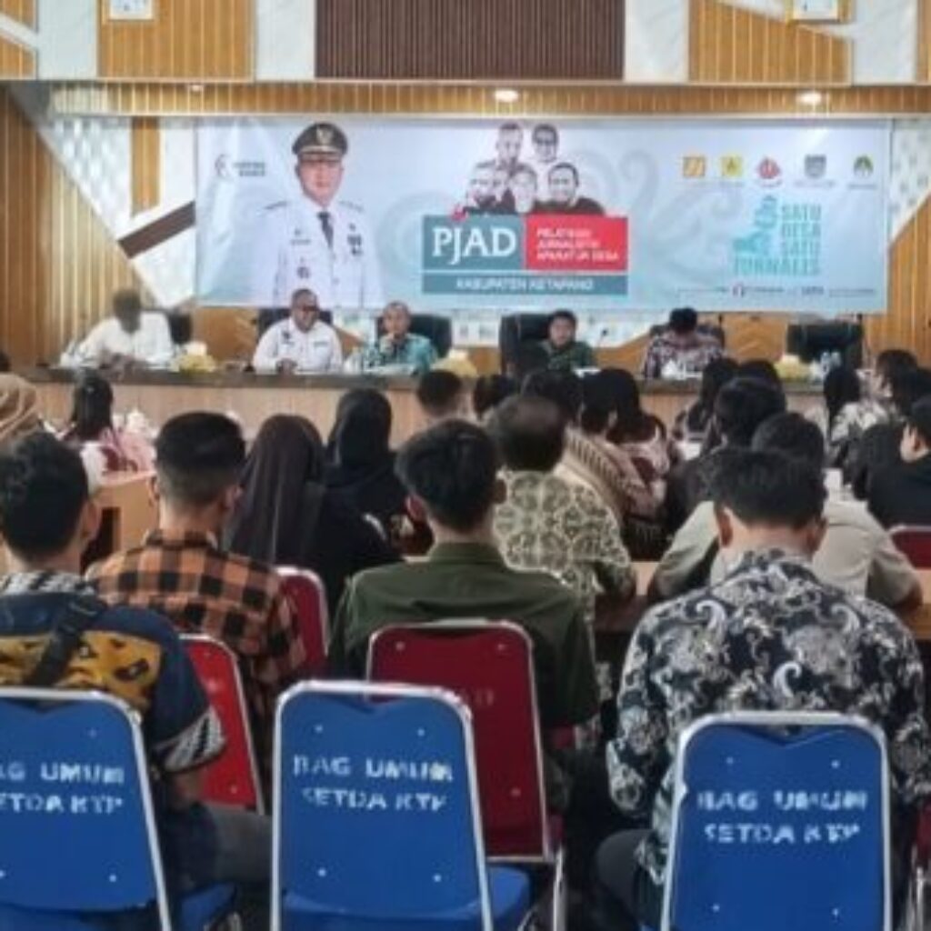 Pemkab Ketapang Dorong Program Satu Desa Satu Jurnalis untuk Aparatur Desa