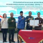 Penandatanganan kontrak pembangunan gedung SPPG 2025 oleh Kementerian PU