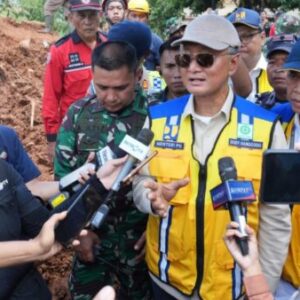 Penanganan Longsor Cilacap: Menteri PU Dody Hanggodo Fokus SAR dan Mitigasi Jangka Panjang