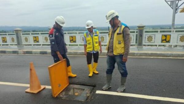 Penanganan darurat Tol Medan amblas oleh Kementerian PU di KM 41+600